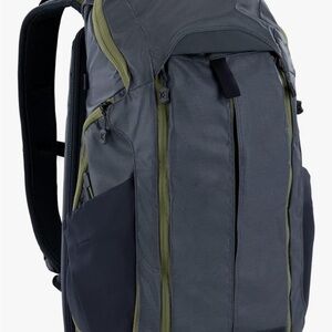 Vertx- Gamut 2.0 Backpack in Dark Gray with Olive Trim - Everyday Commuter